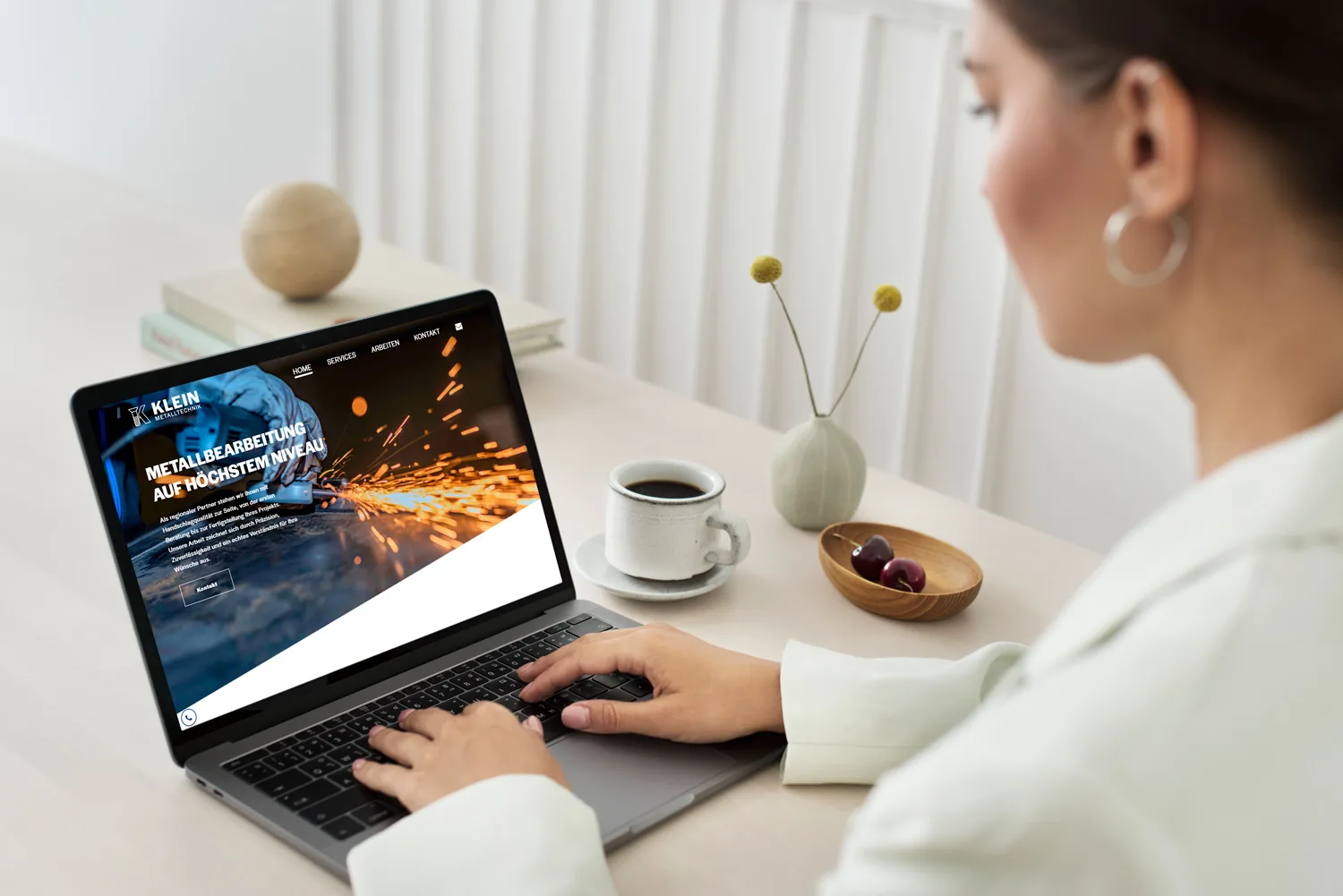 laptop-screen-mockup-2023-11-27-05-17-15-utc